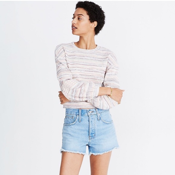 Madewell Relaxed Denim Blue Jean Shorts in Dunwoody Light Wash - Picture 3 of 8